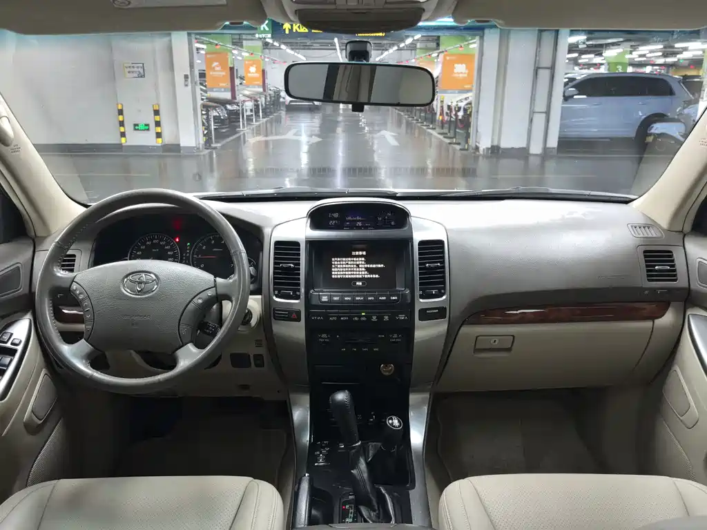 Toyota Prado — миниатюра 8