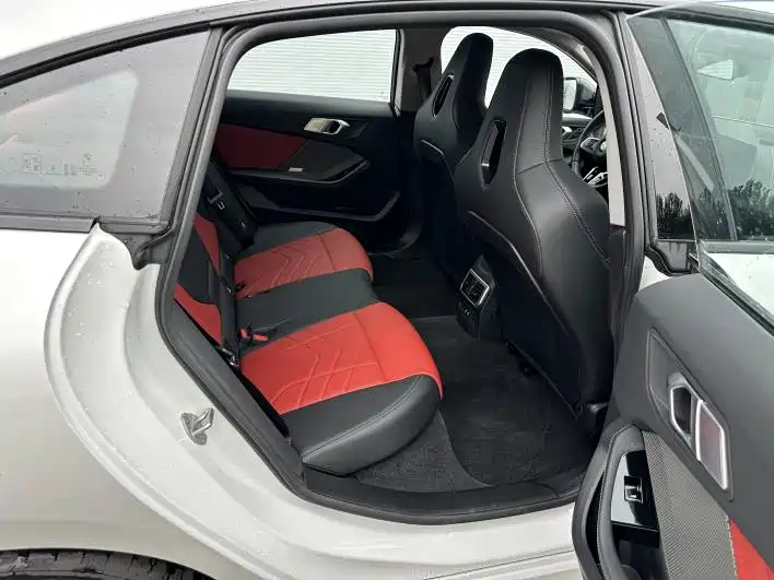 BMW 2 Series — миниатюра 15