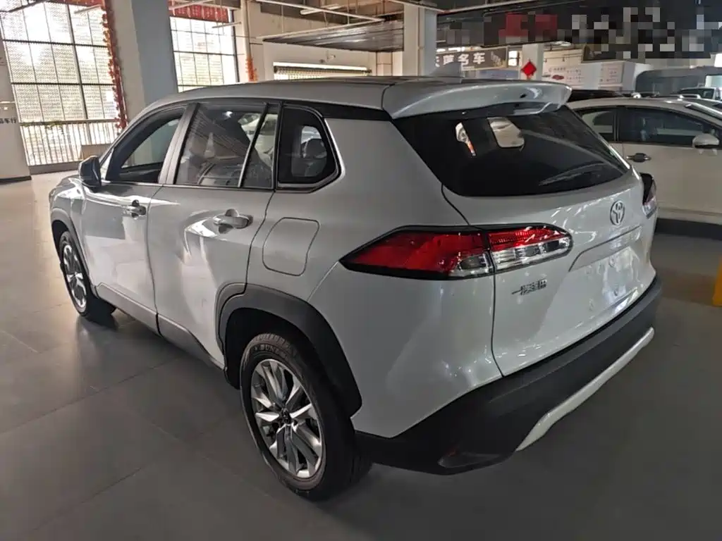 Toyota Corolla Cross — миниатюра 5