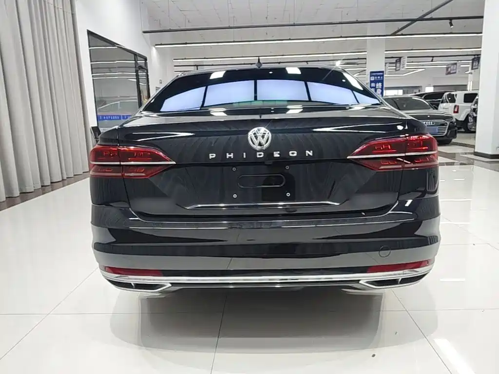 Volkswagen Phideon — миниатюра 6