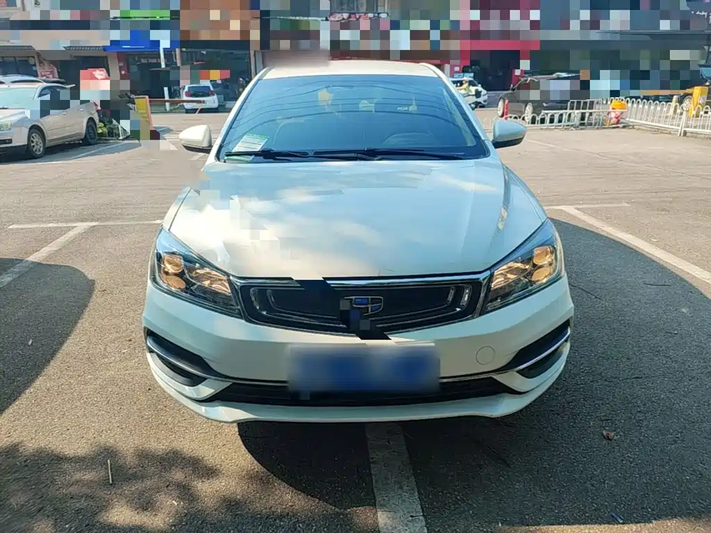 Geely Emgrand — миниатюра 3