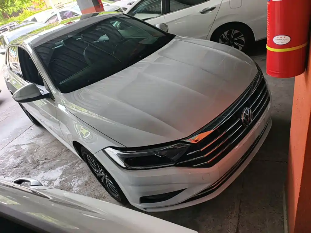 Volkswagen Sagitar — миниатюра 4