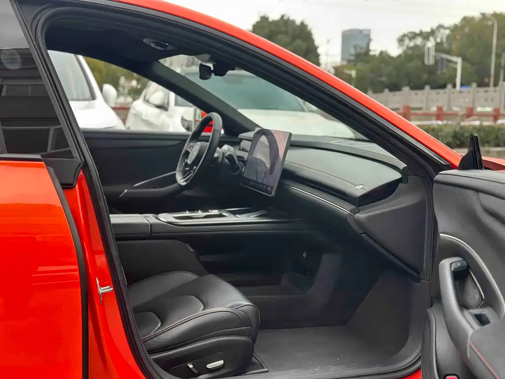 XIAOMI CAR XIAOMI SU7