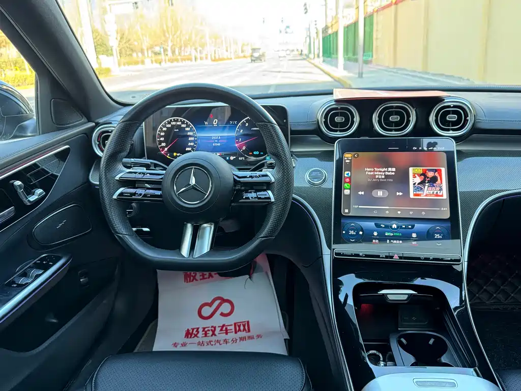 MERCEDES-BENZ C CLASS