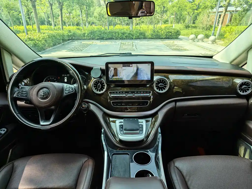 Mercedes-Benz Vito — миниатюра 6