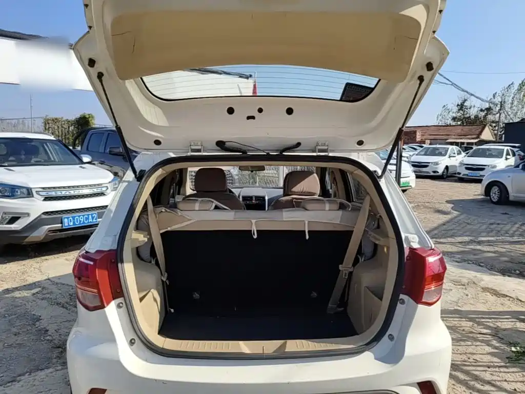 BAIC Senova D20 两厢 1.3L 手动乐天版, фото 19