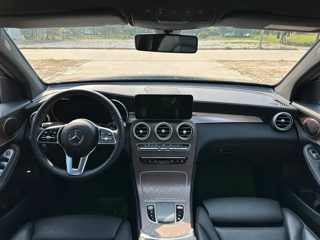 Mercedes-Benz GLC — миниатюра 10