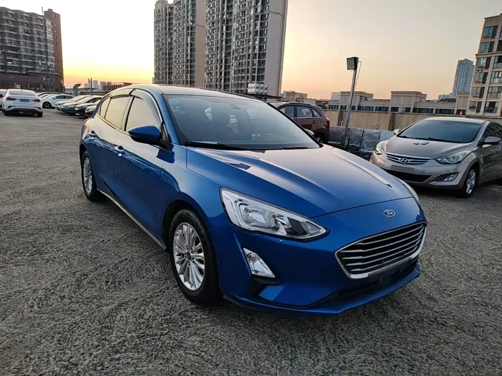 Ford Focus — миниатюра 4