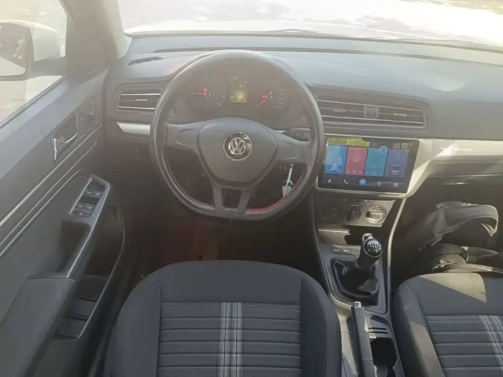 Volkswagen Lavida — миниатюра 11