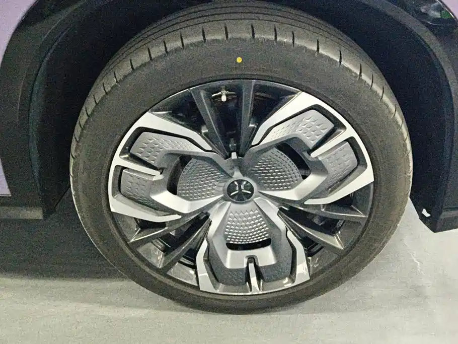 Hongqi Hongqi Tiangong 08 — миниатюра 6