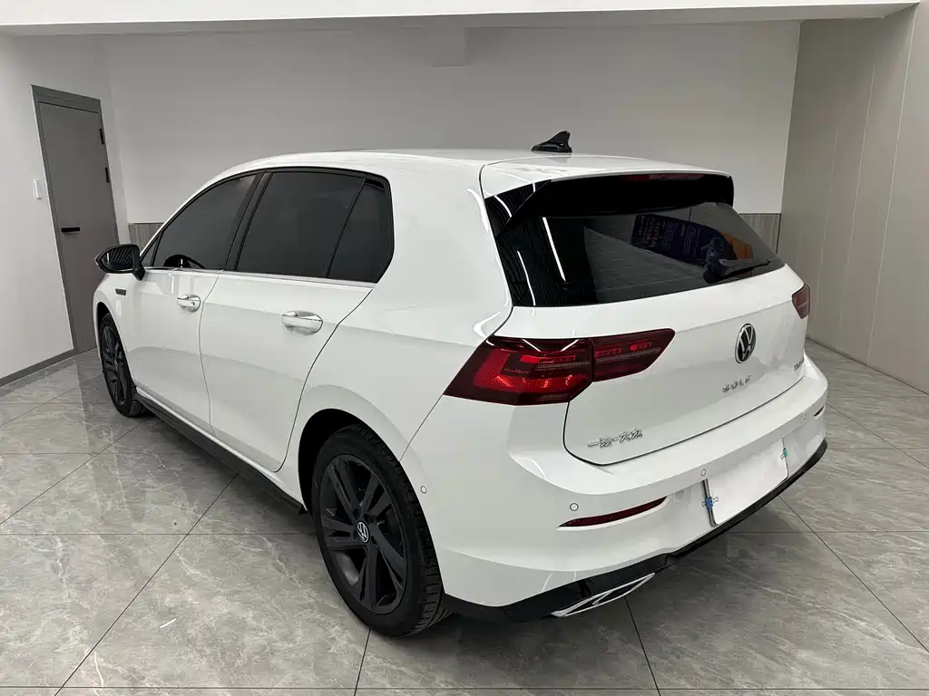 Volkswagen Golf — миниатюра 6