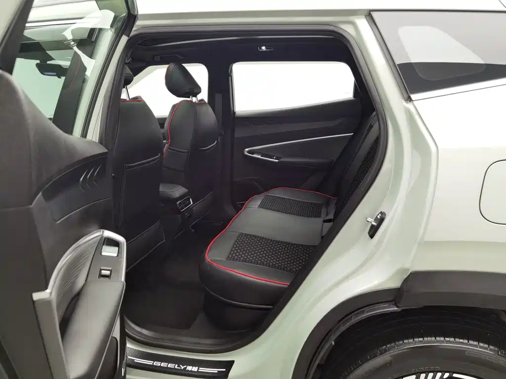 Geely Boyue — миниатюра 15