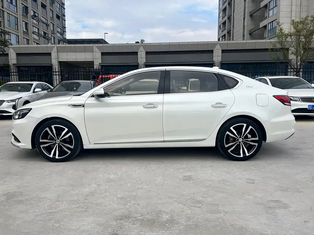 MG MG6 — миниатюра 8