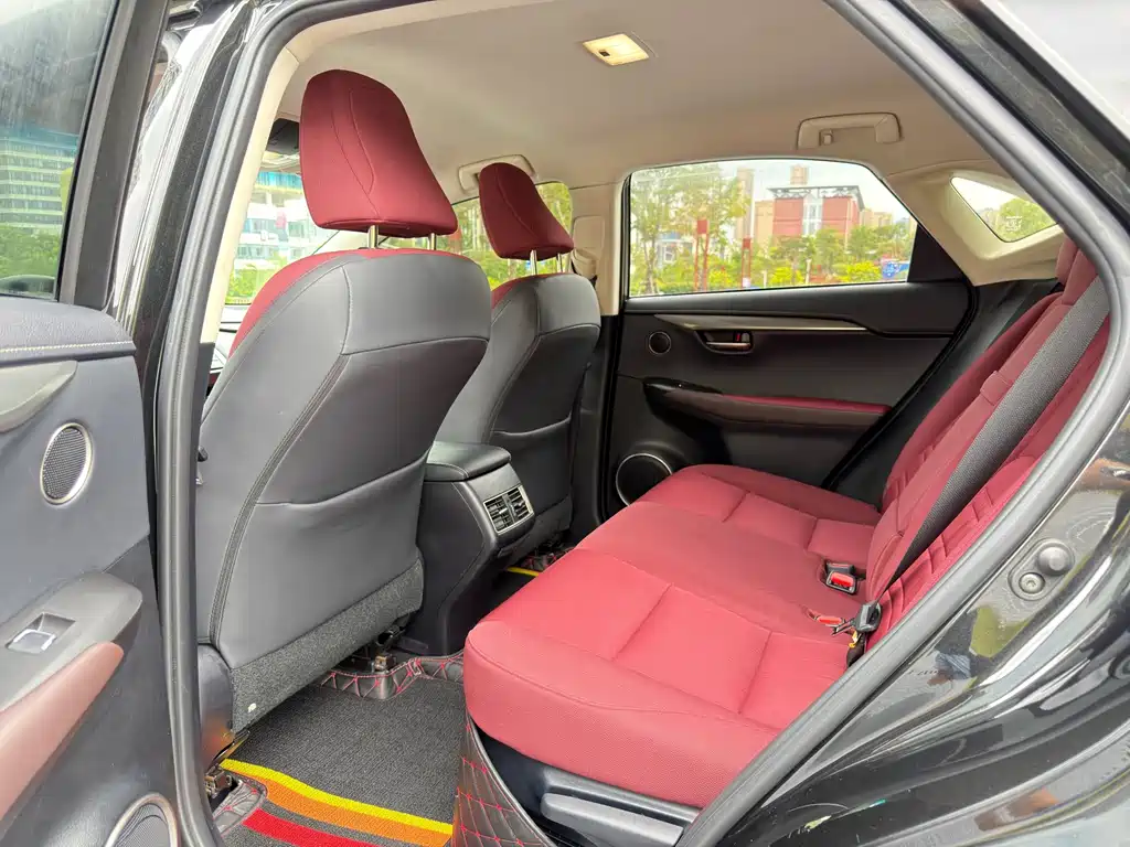 Lexus NX — миниатюра 9