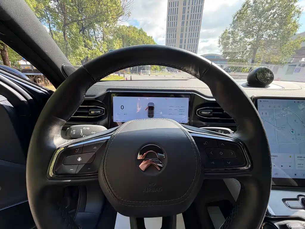 NIO ES6 — миниатюра 7