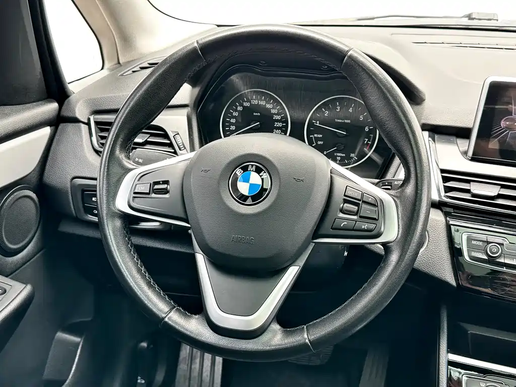 BMW 2 SERIES STATION WAGON