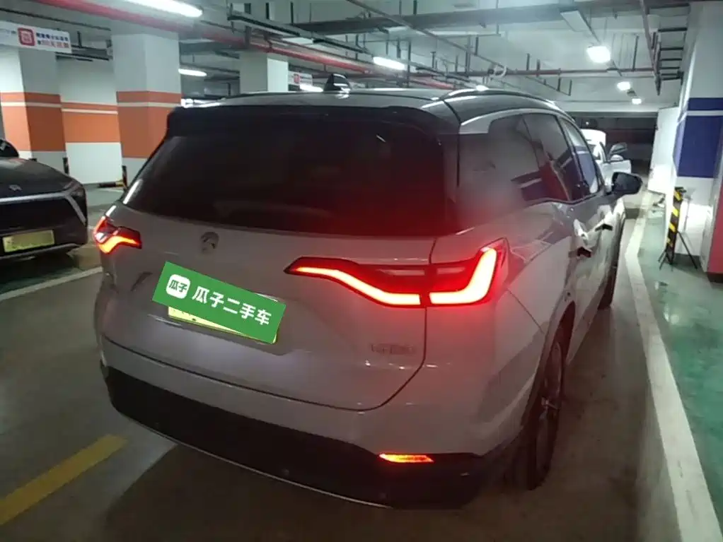 NIO ES8 — миниатюра 7