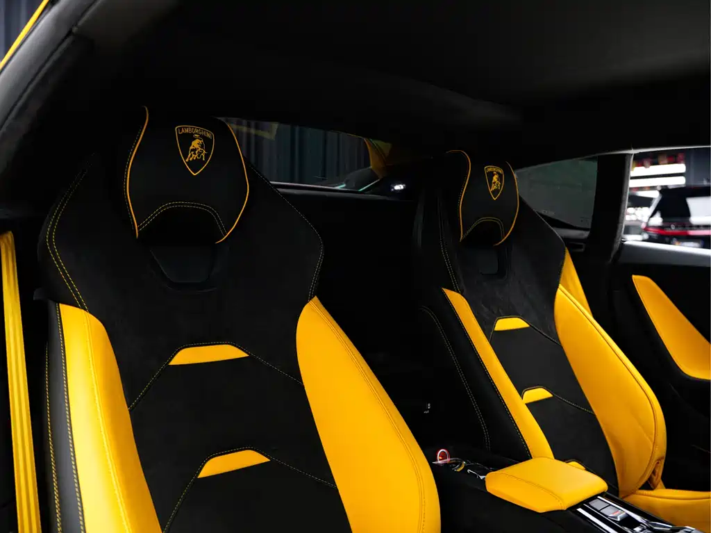 LAMBORGHINI HURACÁN