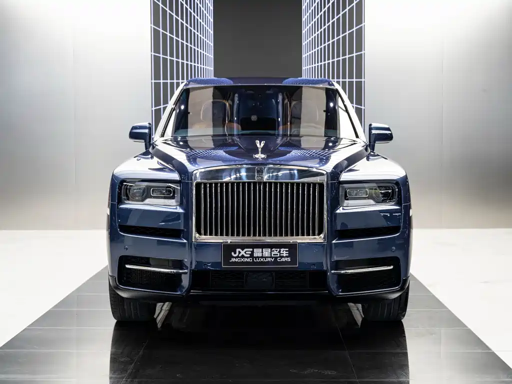 Rolls-Royce Cullinan 2018 мест