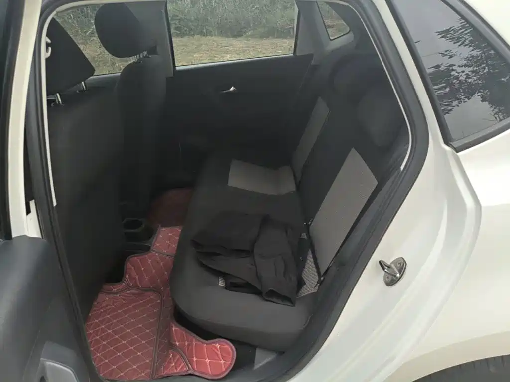 Volkswagen Polo — миниатюра 17