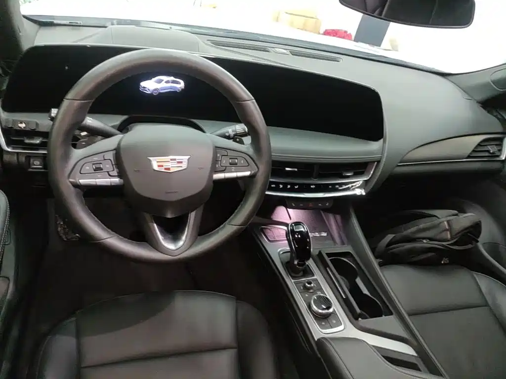 Cadillac CT5 — миниатюра 10