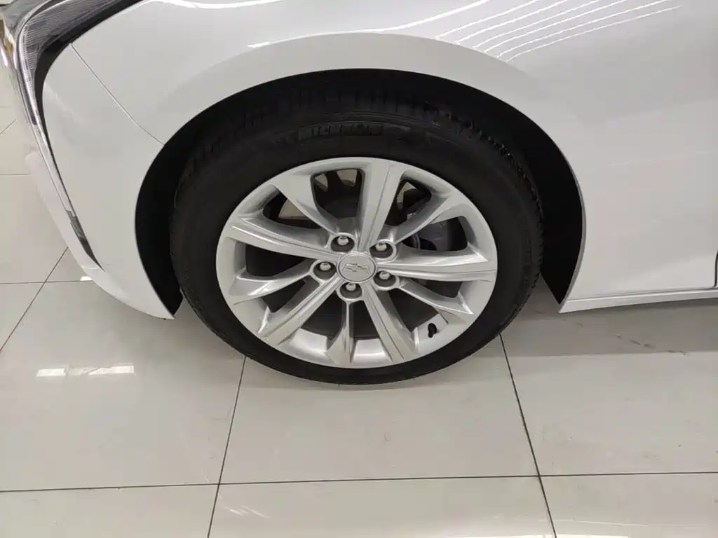Cadillac CT5 — миниатюра 23