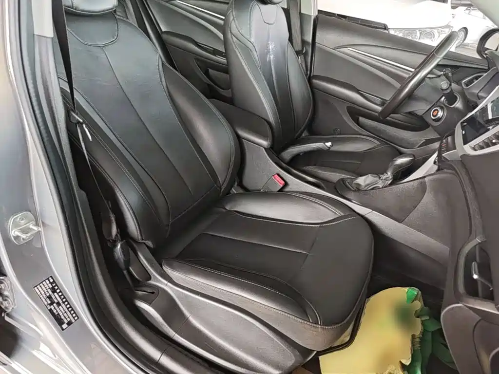 Buick Excelle — миниатюра 25