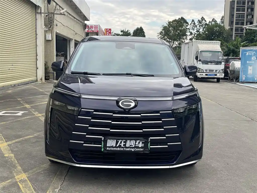 GAC Motor Trumpchi E8 PHEV — миниатюра 2
