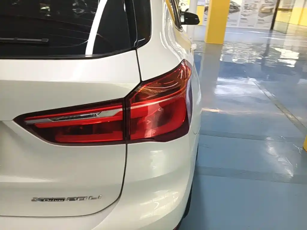 BMW X1 — миниатюра 8