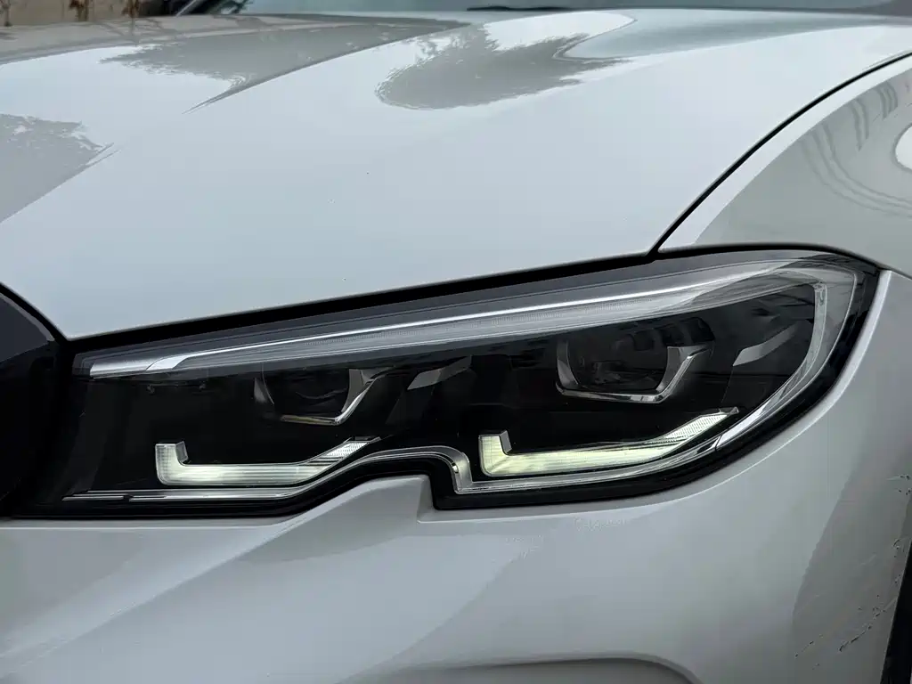 BMW 3 Series — миниатюра 21