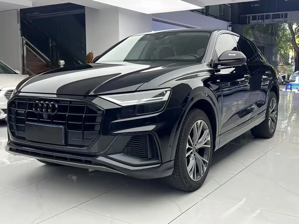 Audi Q8 2021