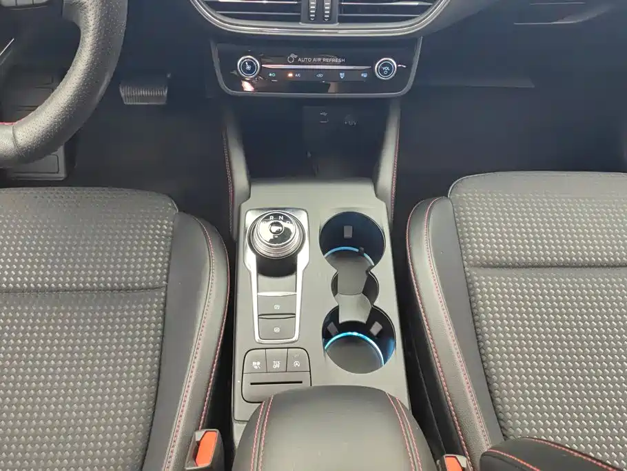 Ford Focus — миниатюра 16