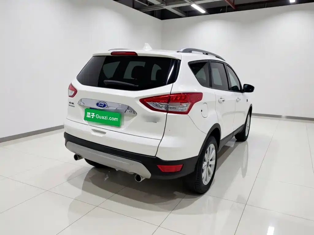 Ford Kuga — миниатюра 6