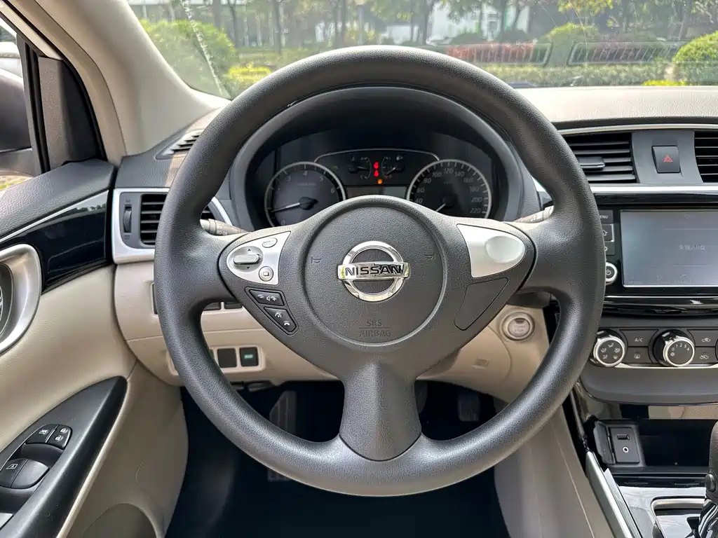 Nissan Sylphy — миниатюра 17
