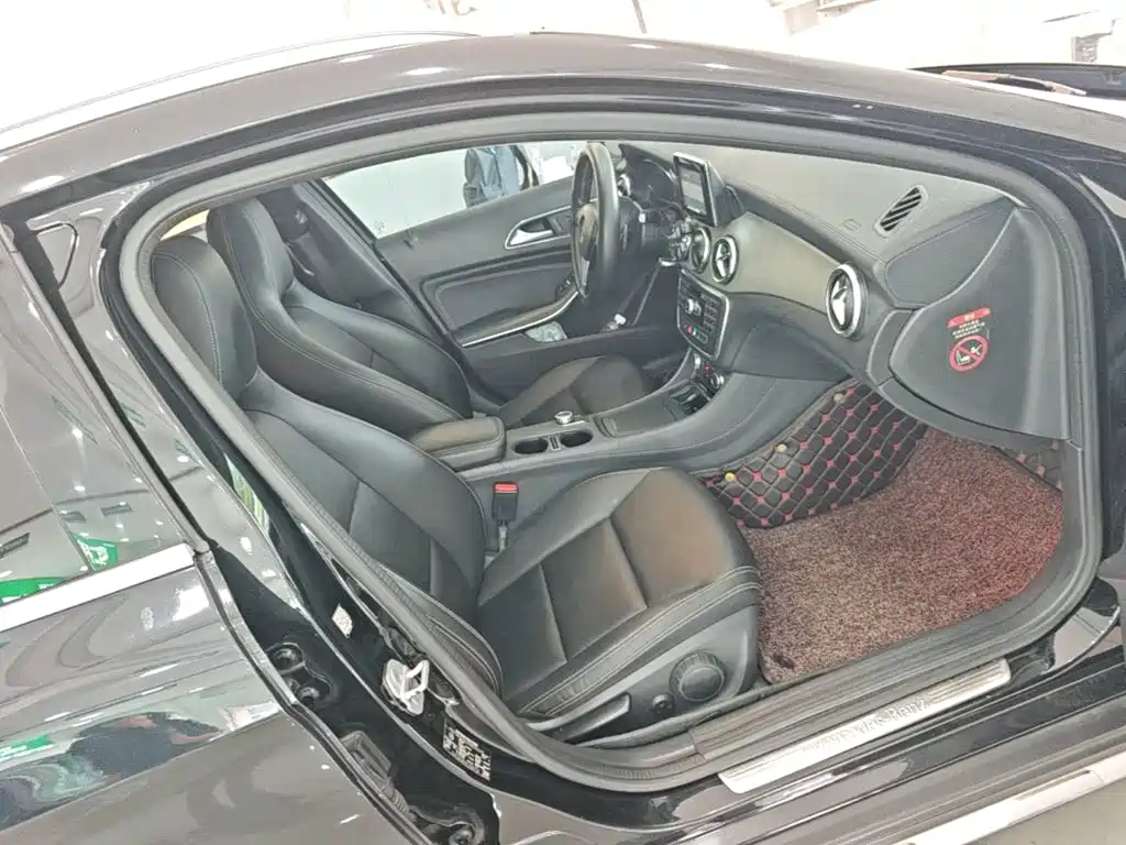 Mercedes-Benz GLA — миниатюра 25