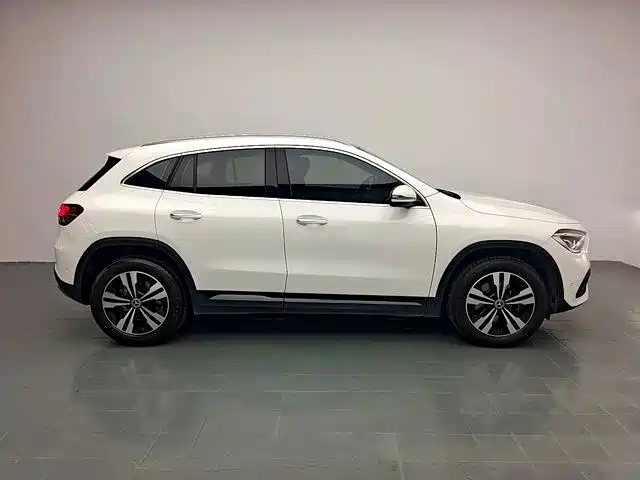 Mercedes-Benz GLA — миниатюра 8