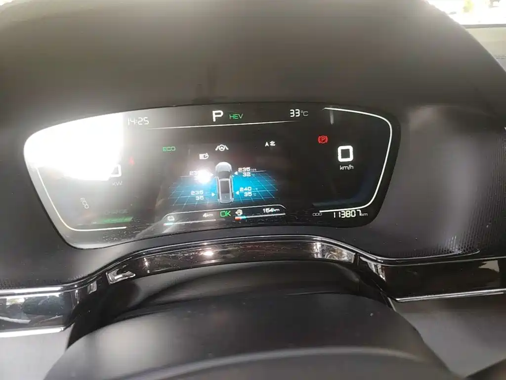 BYD Tang New Energy — миниатюра 12