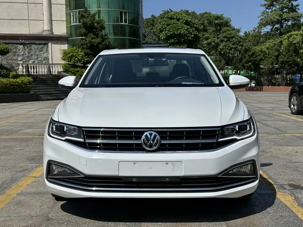 Volkswagen Bora — миниатюра 2
