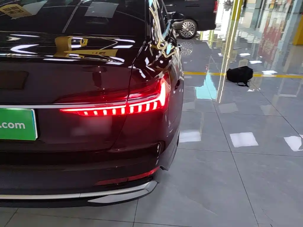 Audi A6L — миниатюра 8