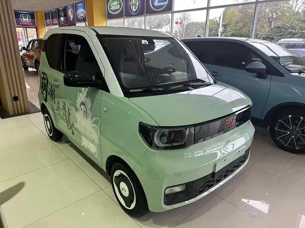 Wuling MINIEV — миниатюра 3