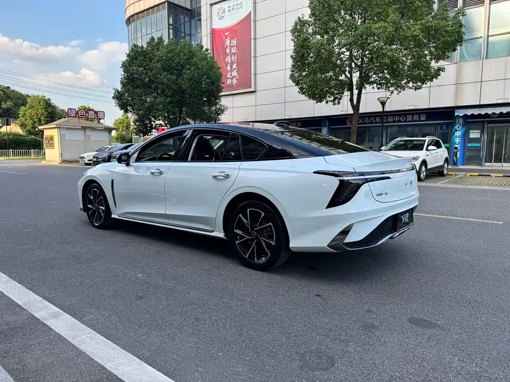 Hongqi Hongqi H6 — миниатюра 8