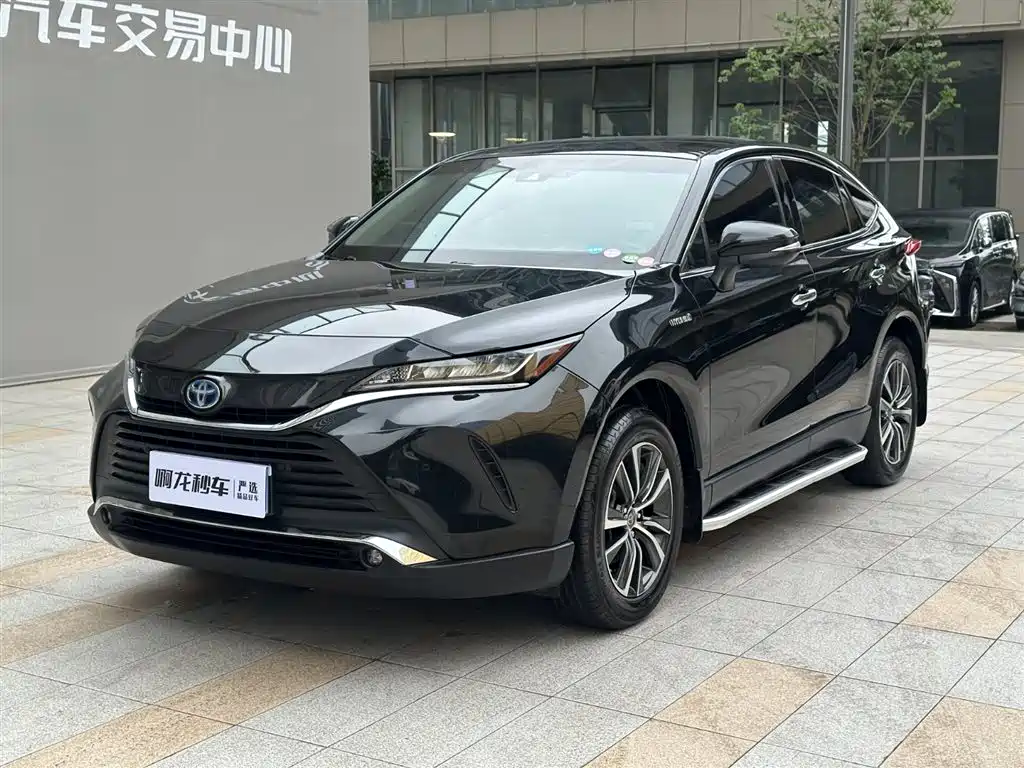 Toyota Harrier 2022 2.5L CVT Luxury
