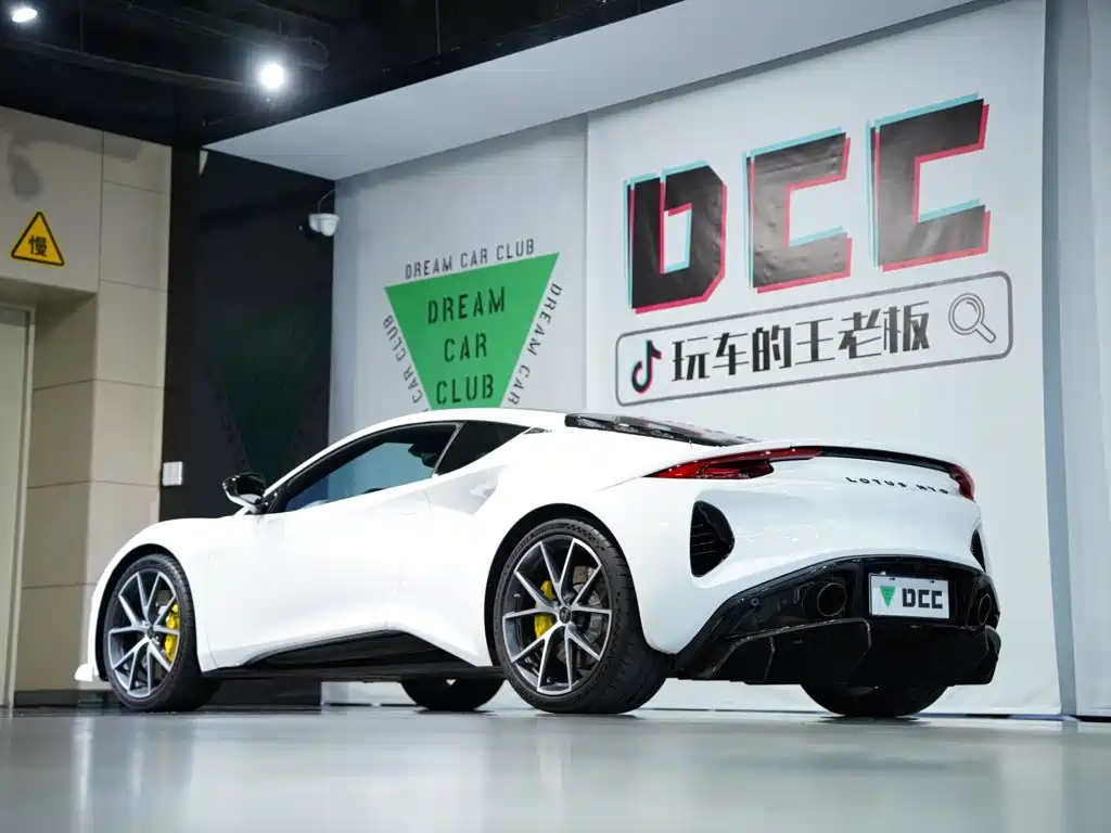 Lotus Emira — миниатюра 38