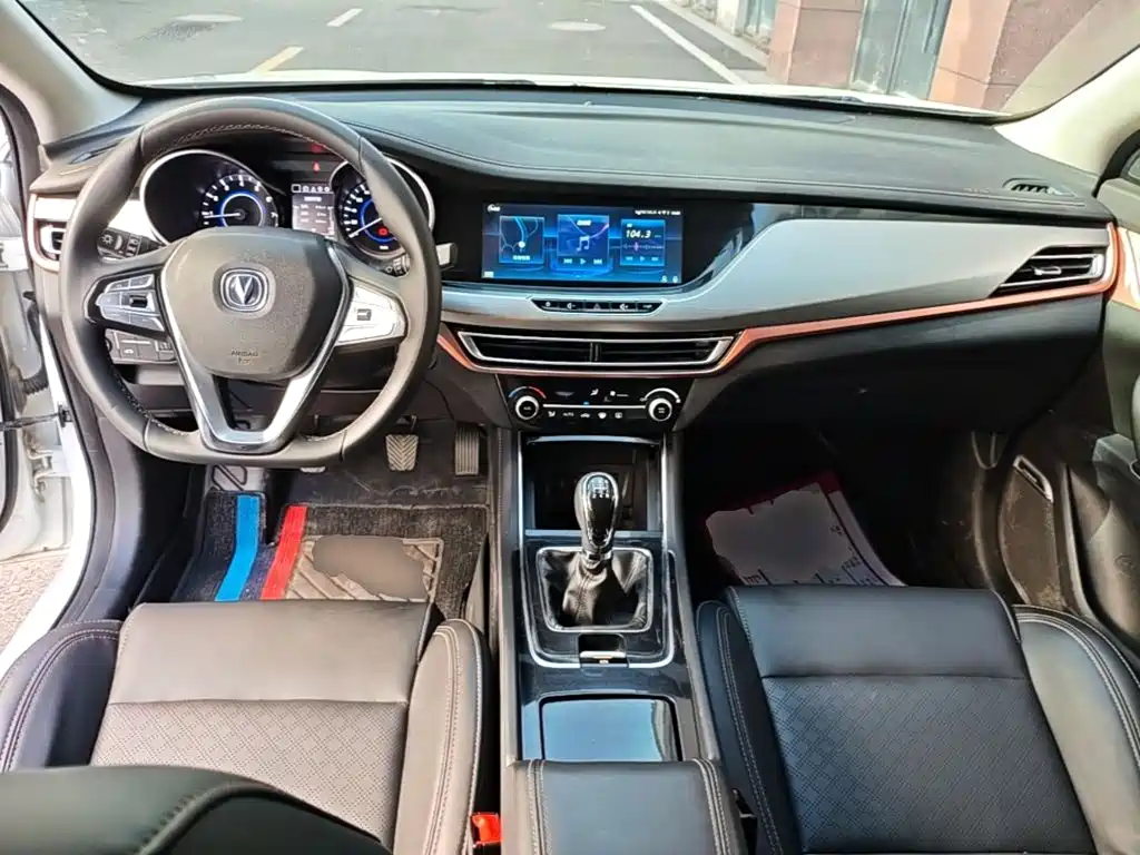 Changan Eado XT — миниатюра 10