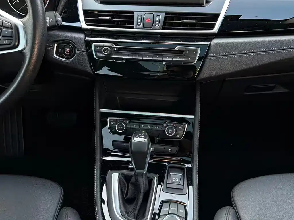 BMW 2 SERIES STATION WAGON