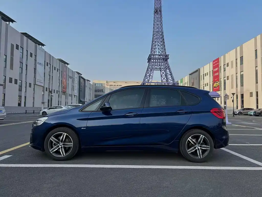 BMW 2 SERIES STATION WAGON