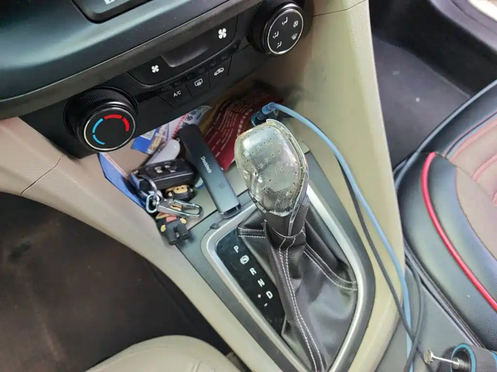 Buick Excelle — миниатюра 10