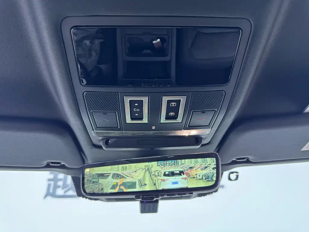 Land Rover Defender — миниатюра 13