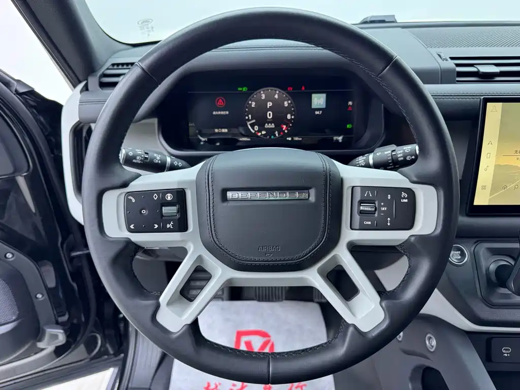 Land Rover Defender — миниатюра 11