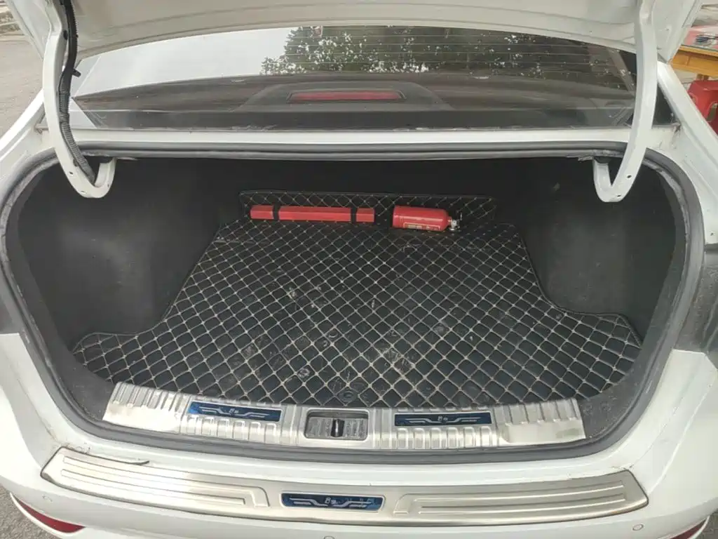 Roewe i5 — миниатюра 19